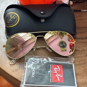 Ray-Ban Gold Mirror pink Aviator Sunglasses 58/14 NWT